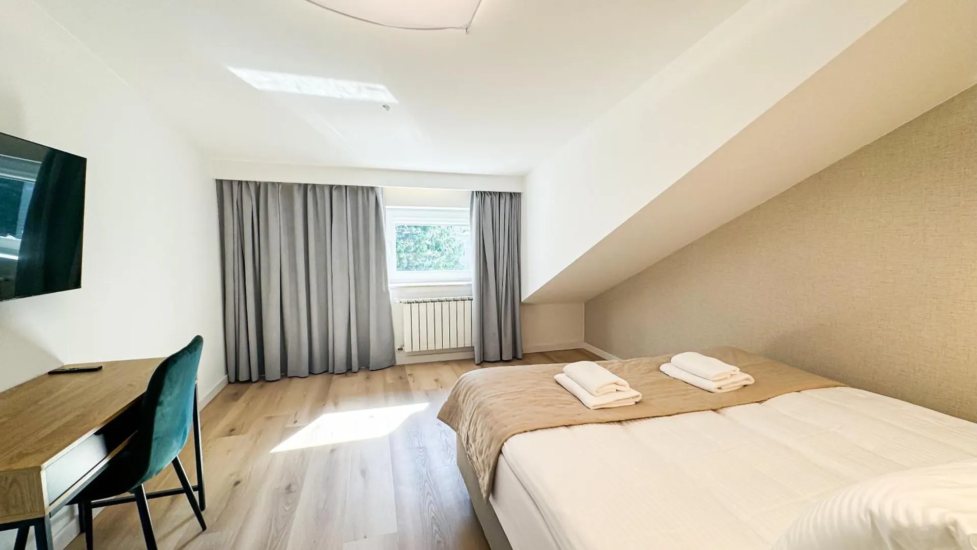 Apartamenty Modra Warszawa Poland