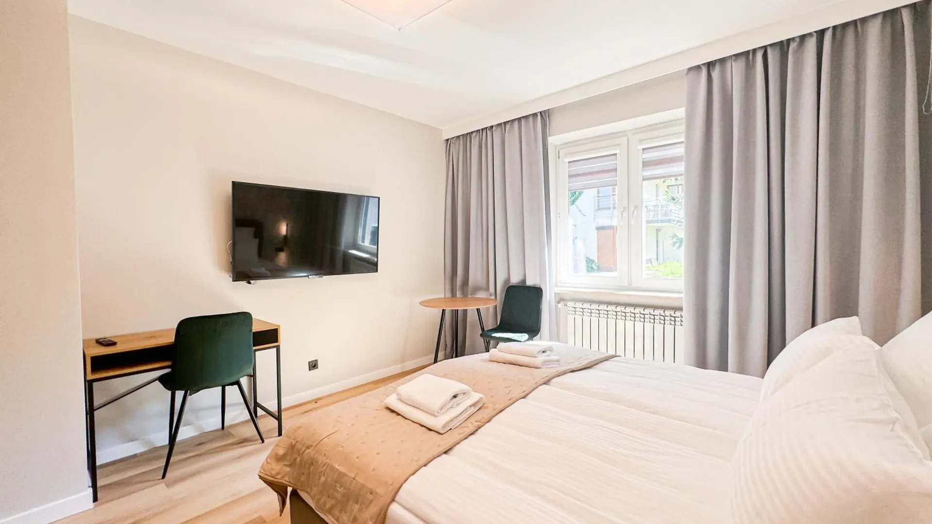 Apartamenty Modra Warszawa 0*, Warsaw Poland